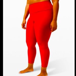 Red lulus